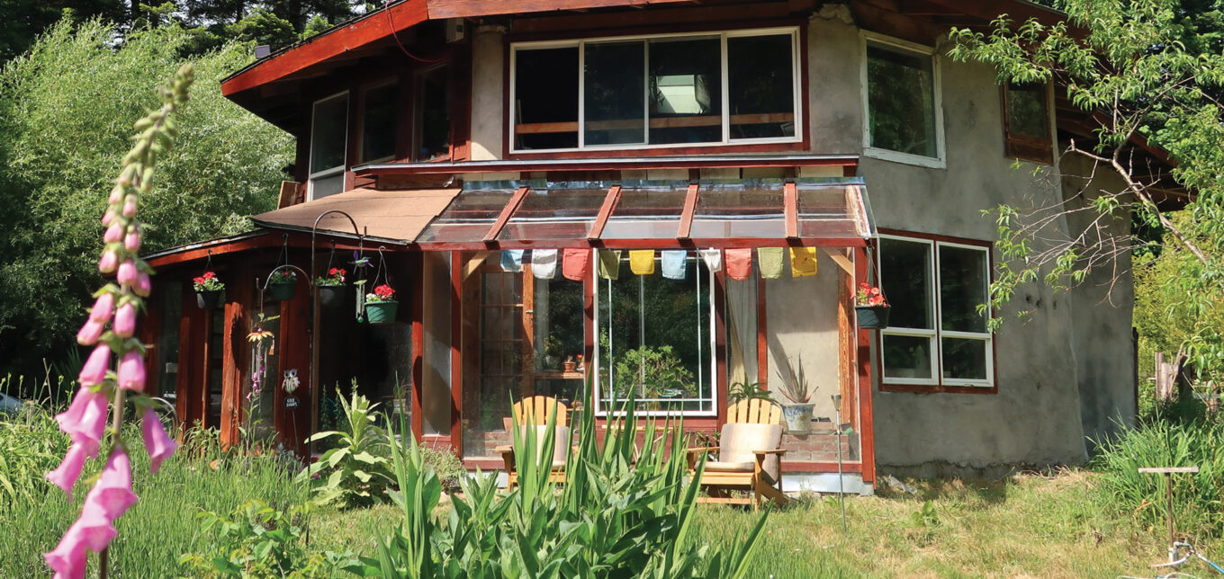 Off-Grid Living Ideas for Homesteading in Oregon – Mother Earth News - Vimarsana News